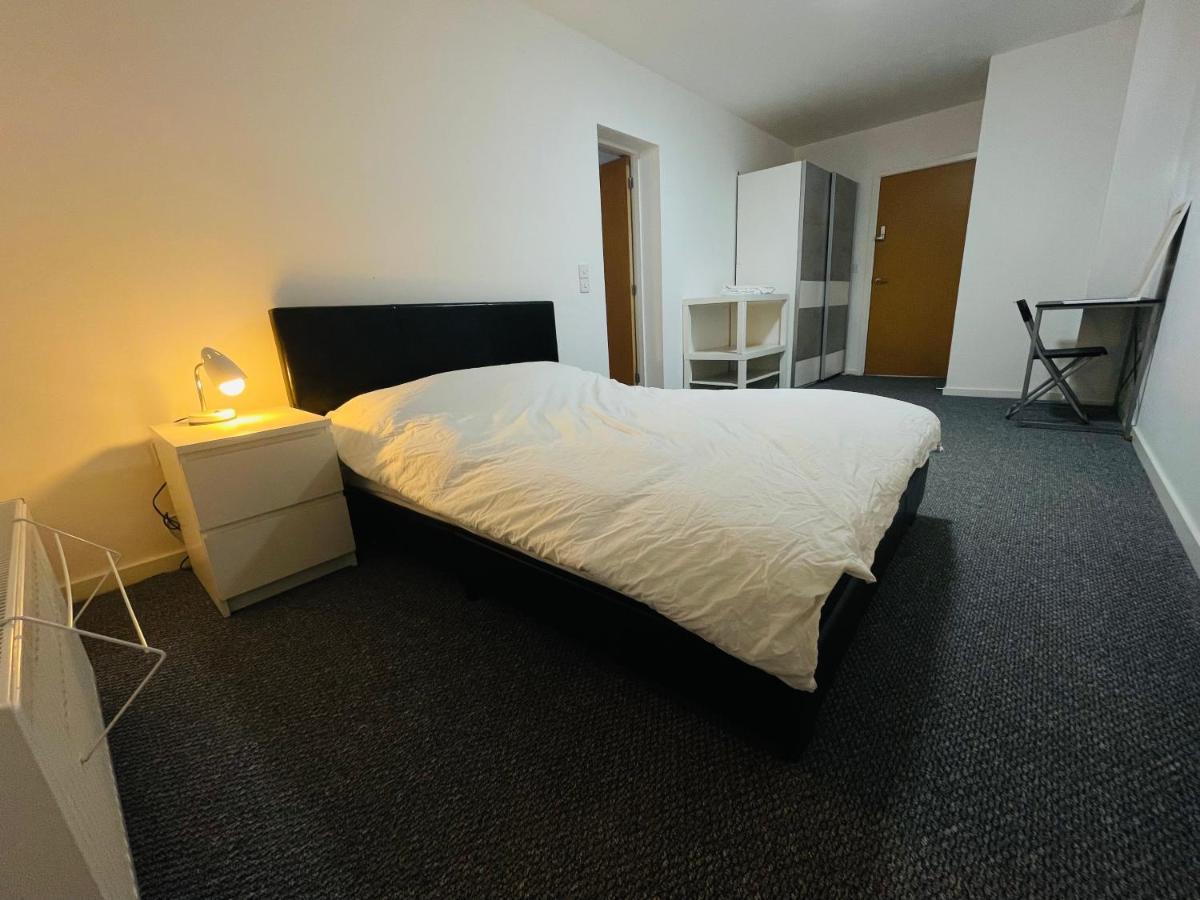 En-Suite For Family,Couple And Females Lancaster Kültér fotó